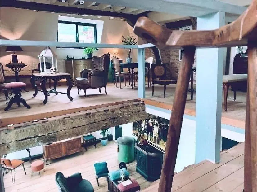 Homestay The Mystic'S Lodge Group Bookings Antwerp